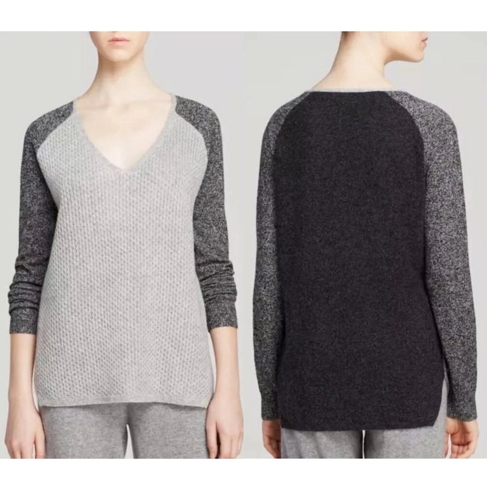 Banana Republic Two-Toned Mixed Media Knit Sweater (size SP)